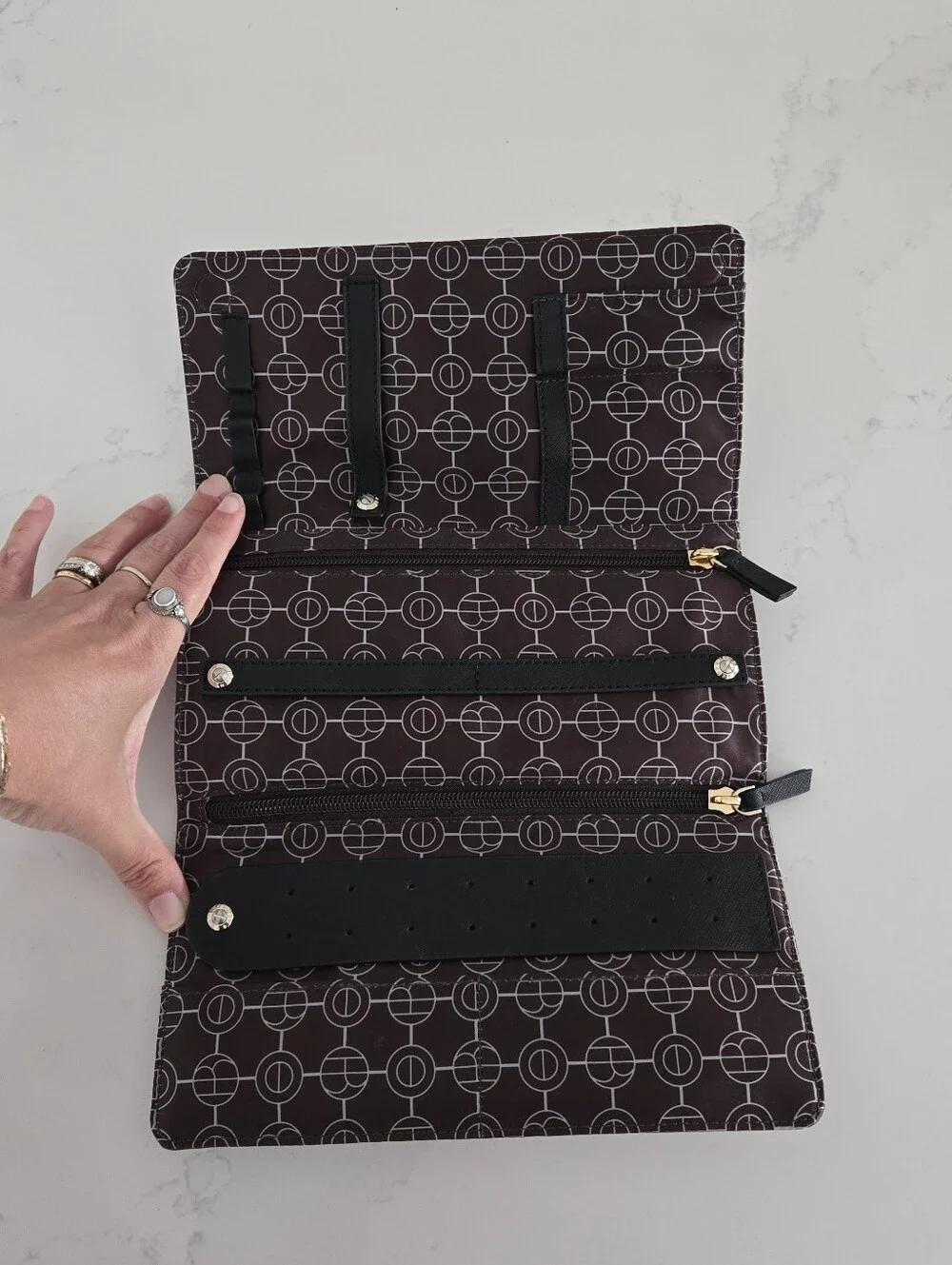 Henri Bendel Travel Jewelry Case Pouch Trifold Brown White Striped LIKE NEW